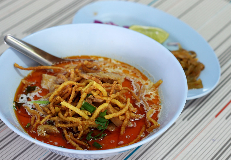 khao soi from por jai