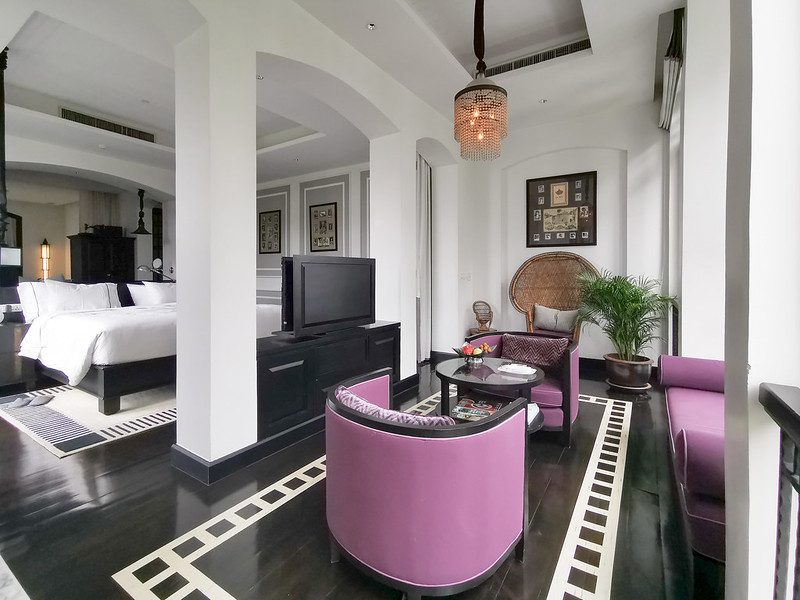 the siam - mae nam suite