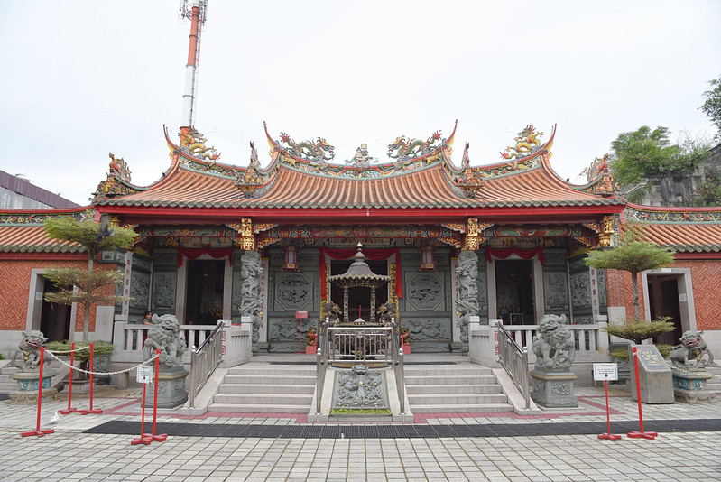 see hin kiong temple in padang