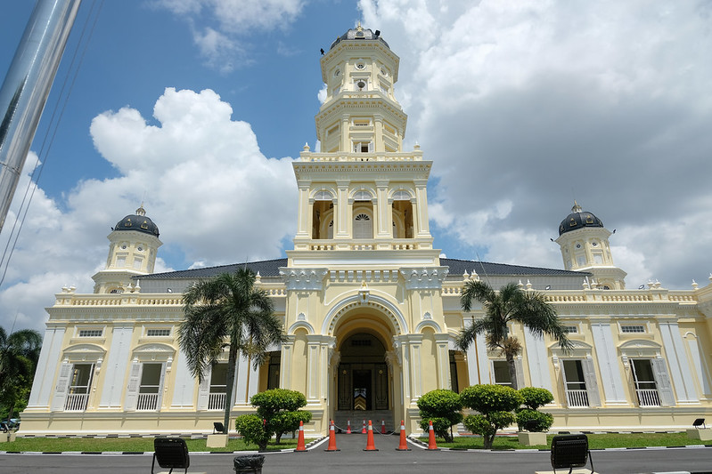 sultan abu bakar mosque in johor bahru