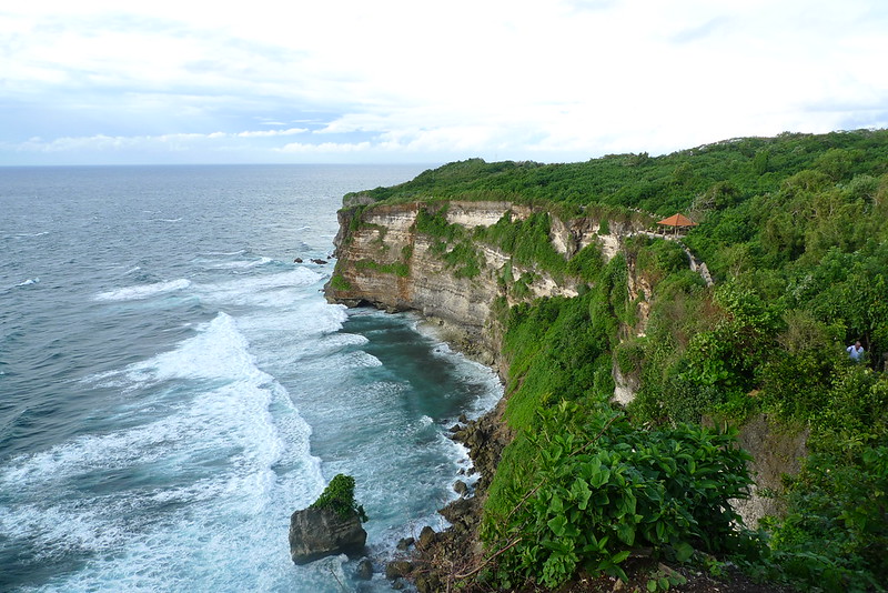 uluwatu cliff