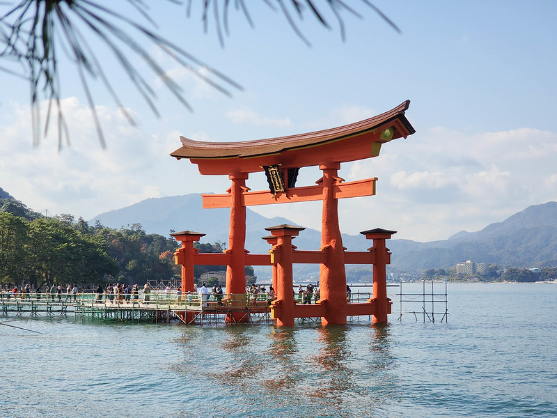 itsukushima shrine