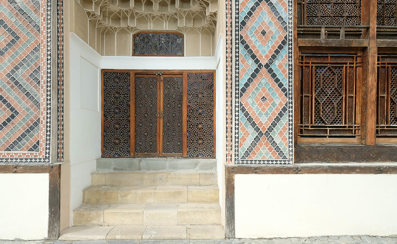 sheki khan palace exterior