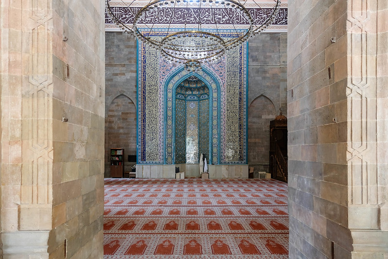 inside shamakhi's juma mosque