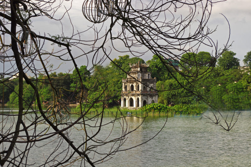 hoan kiem lake