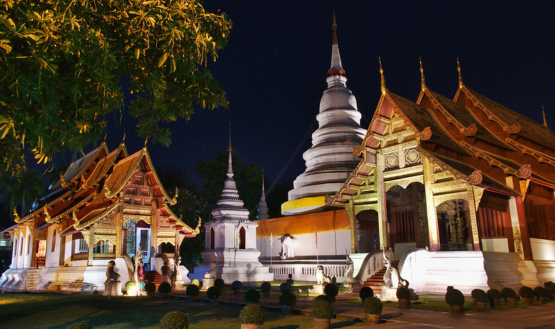 wat phra singh in chiang mai