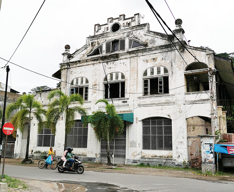 gedung padangsche spaarbank